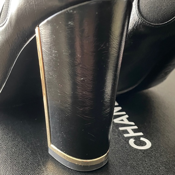 CHANEL black patent leather boots. PRICE FIRM - Picture 5 of 10